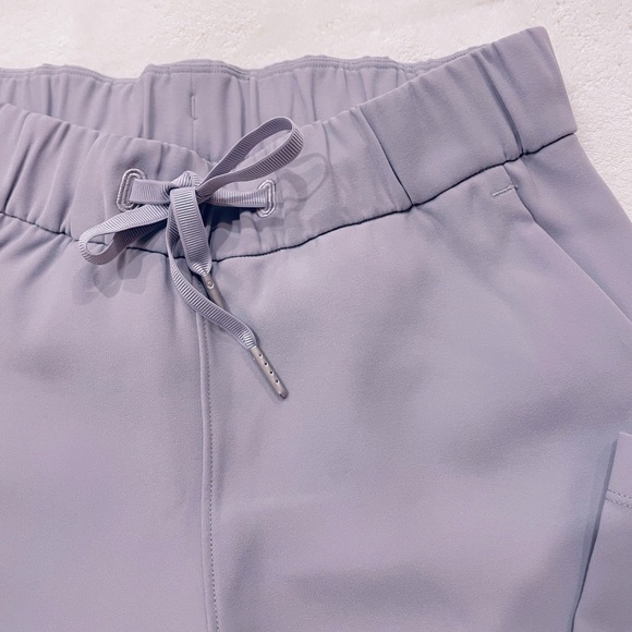 Lululemon On the fly pant full length - Picture 4 of 7